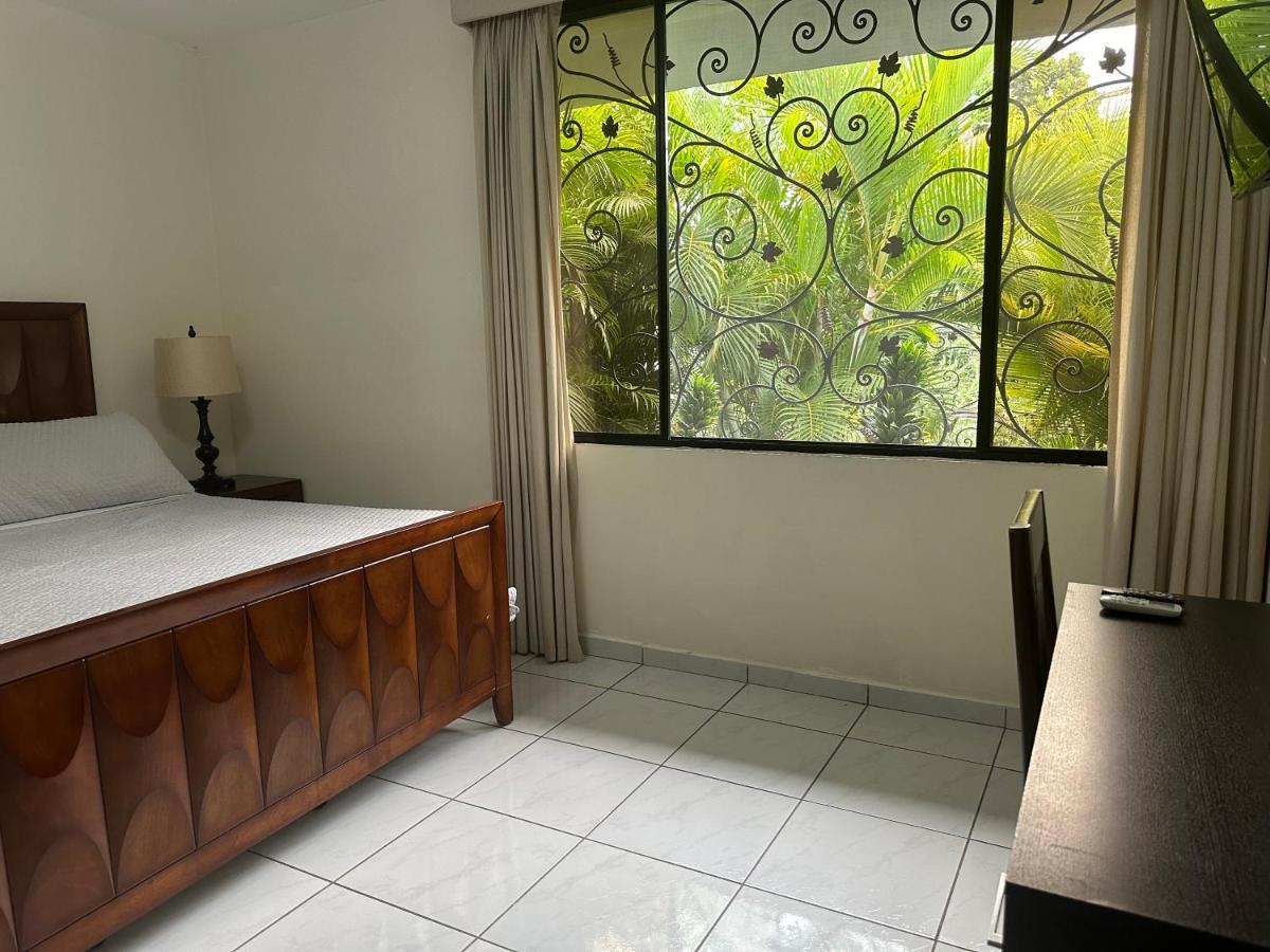 Casa Pamplona Hotell San Salvador Eksteriør bilde